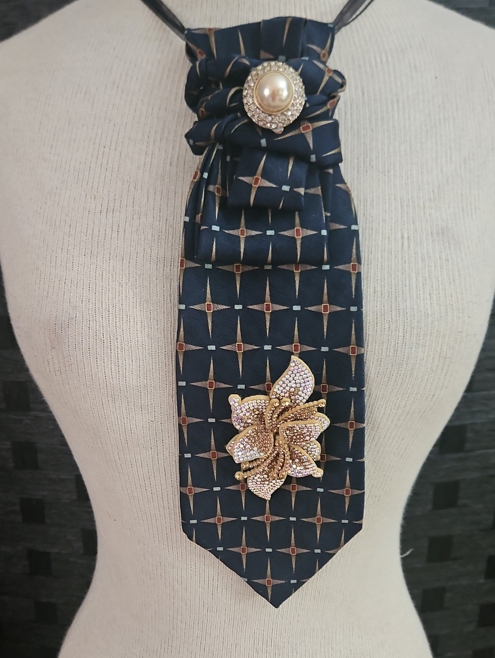 Louis Feraud Navy and Gold Crystal Statemebt Tie Necklace With Floral Brooch